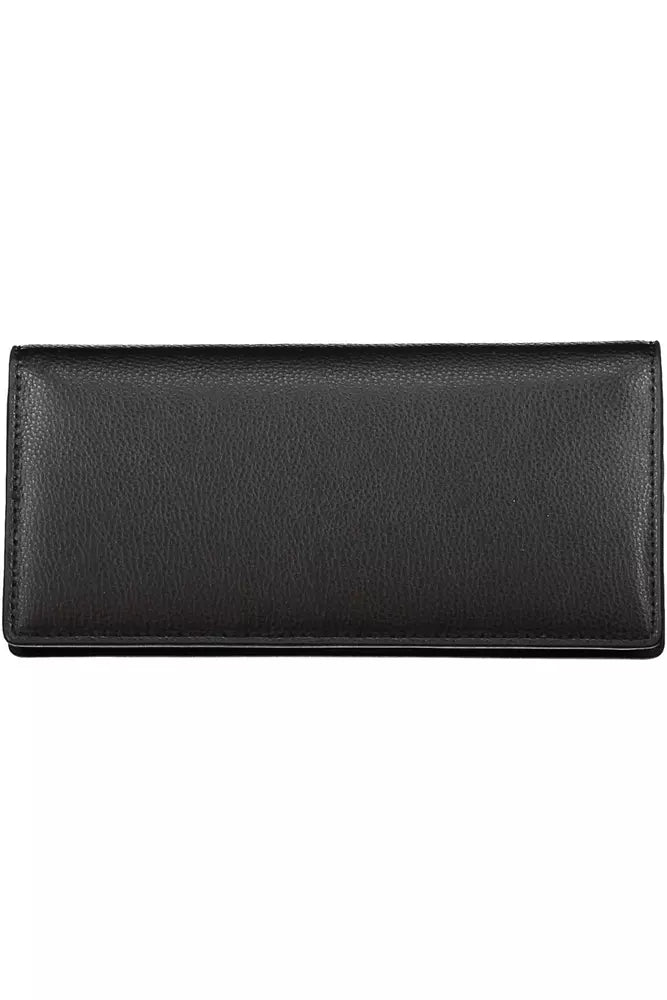 Elegant Black Zip Wallet with Secure Closure