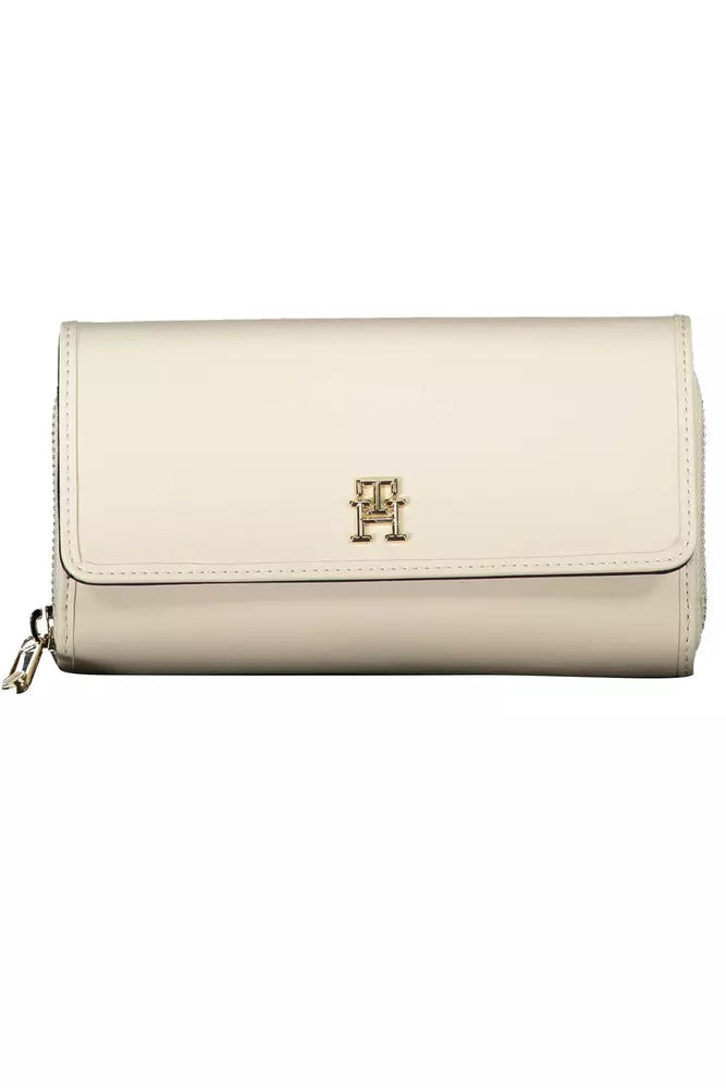 Elegant White Polyethylene Ladies Wallet