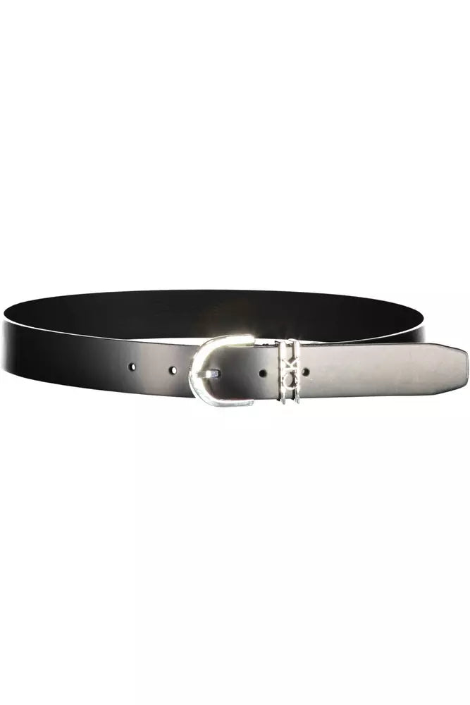 Elegant Leather Belt with Metal Buckle