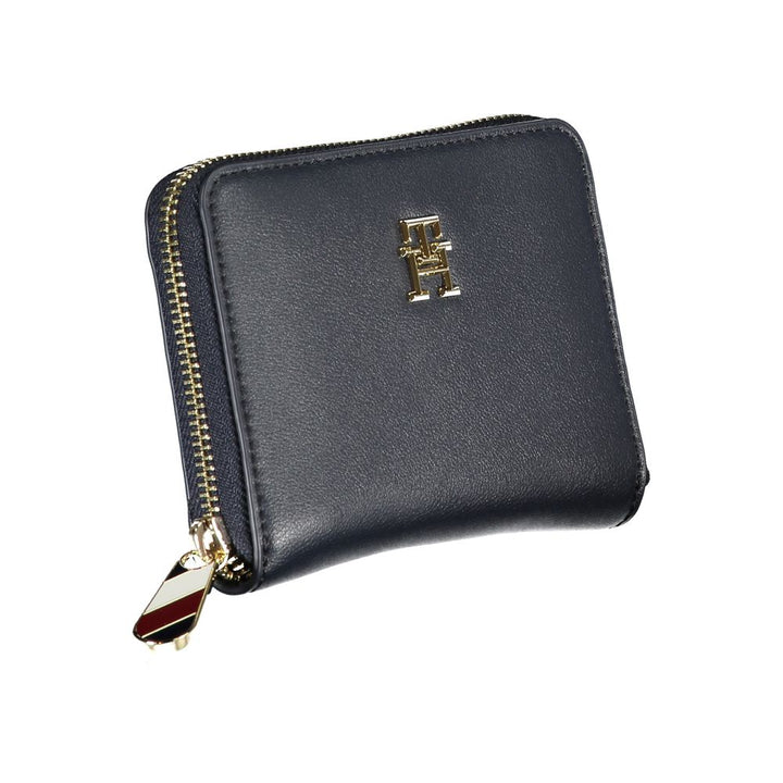 Elegant Blue Zip Wallet with Multiple Compartments