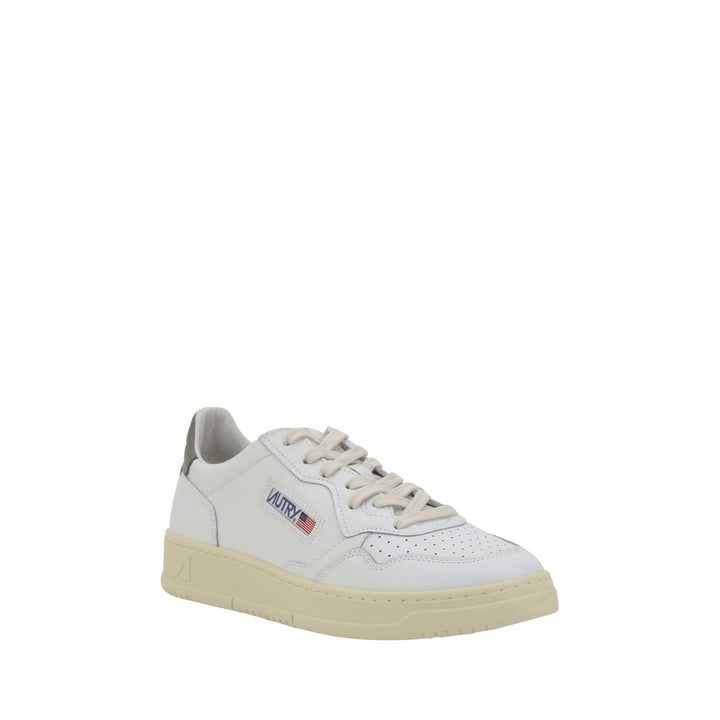 Medalist Low Sneakers