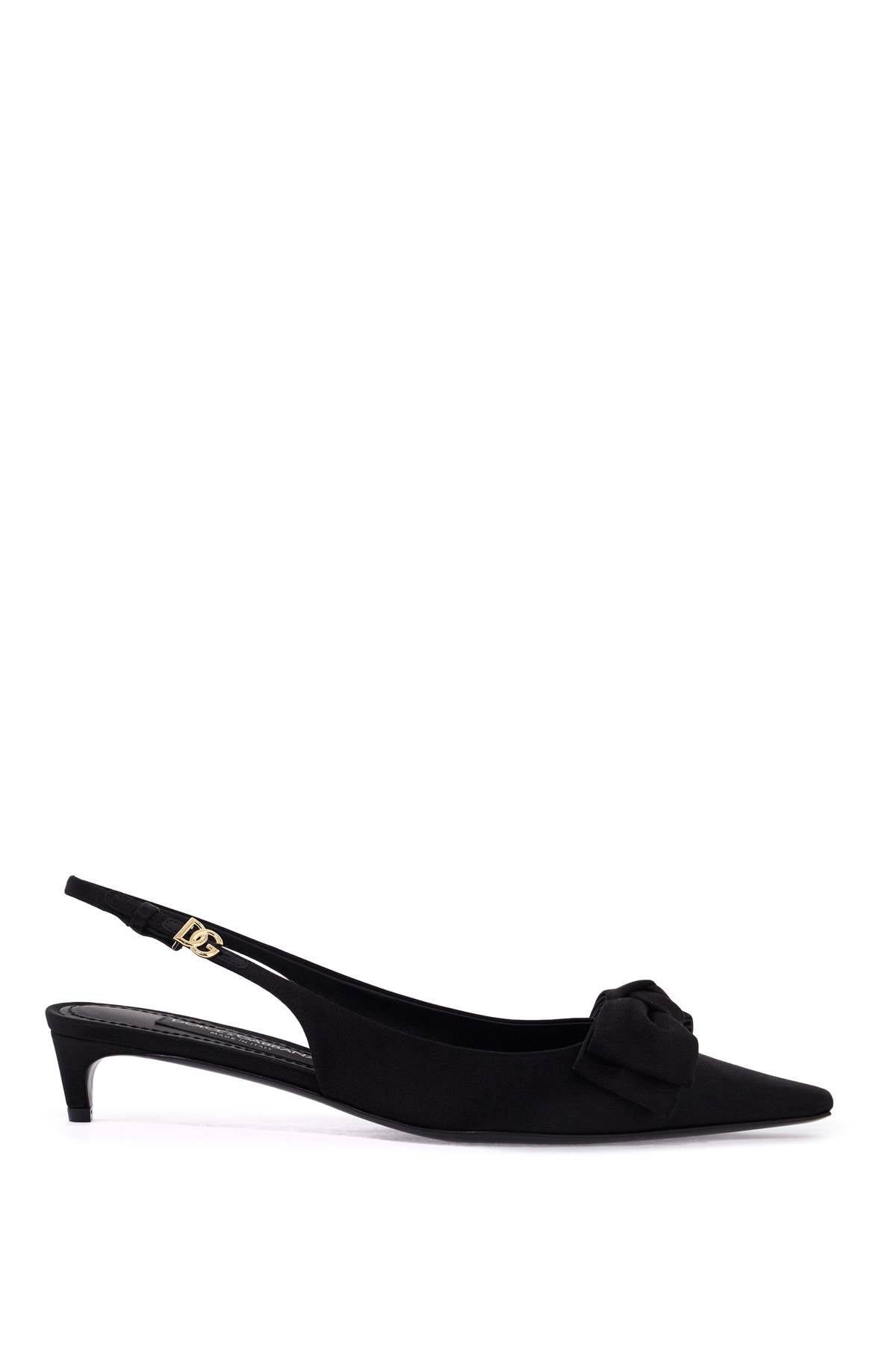 Decollete fashion slingback