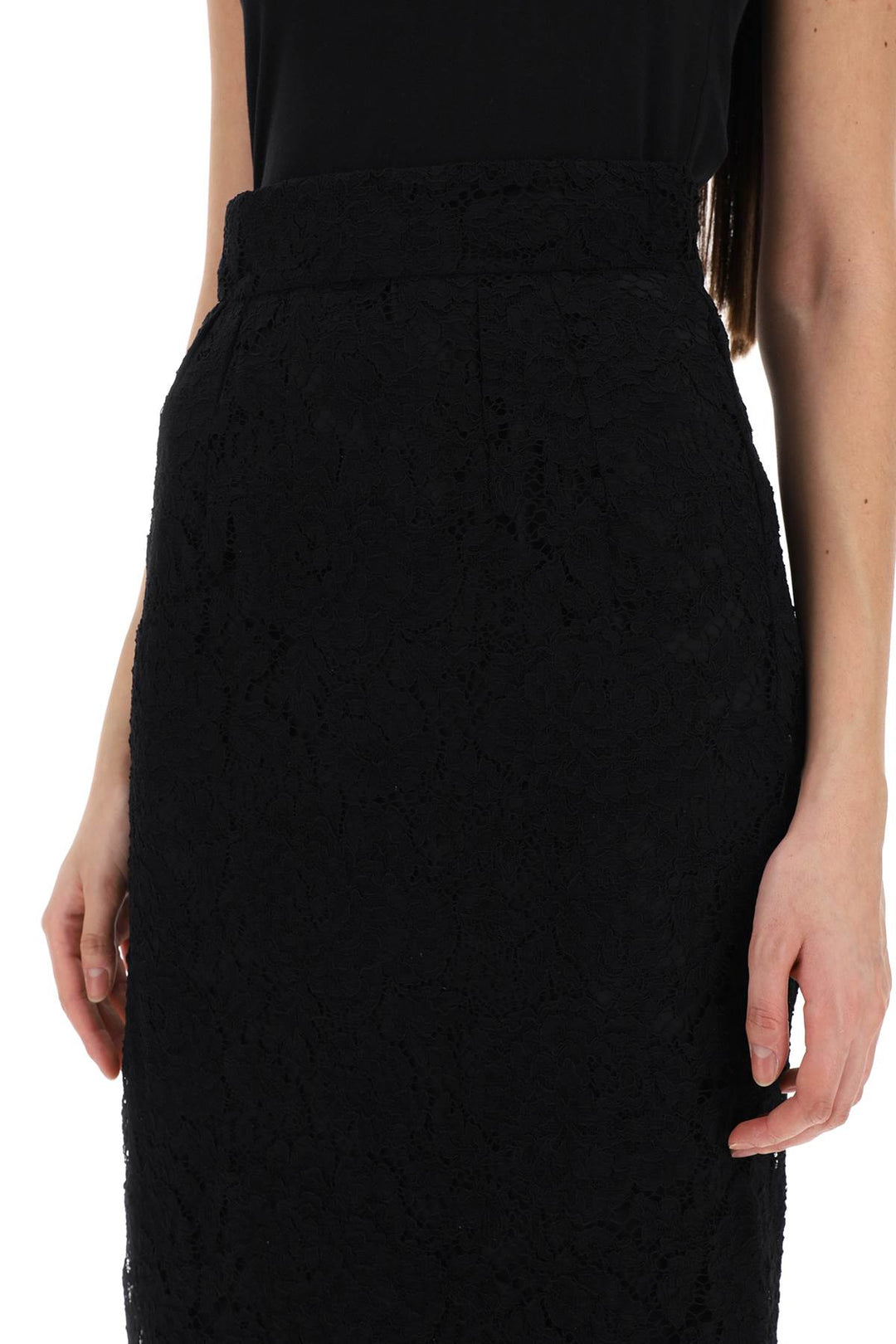 lace pencil skirt with tube silhouette-3