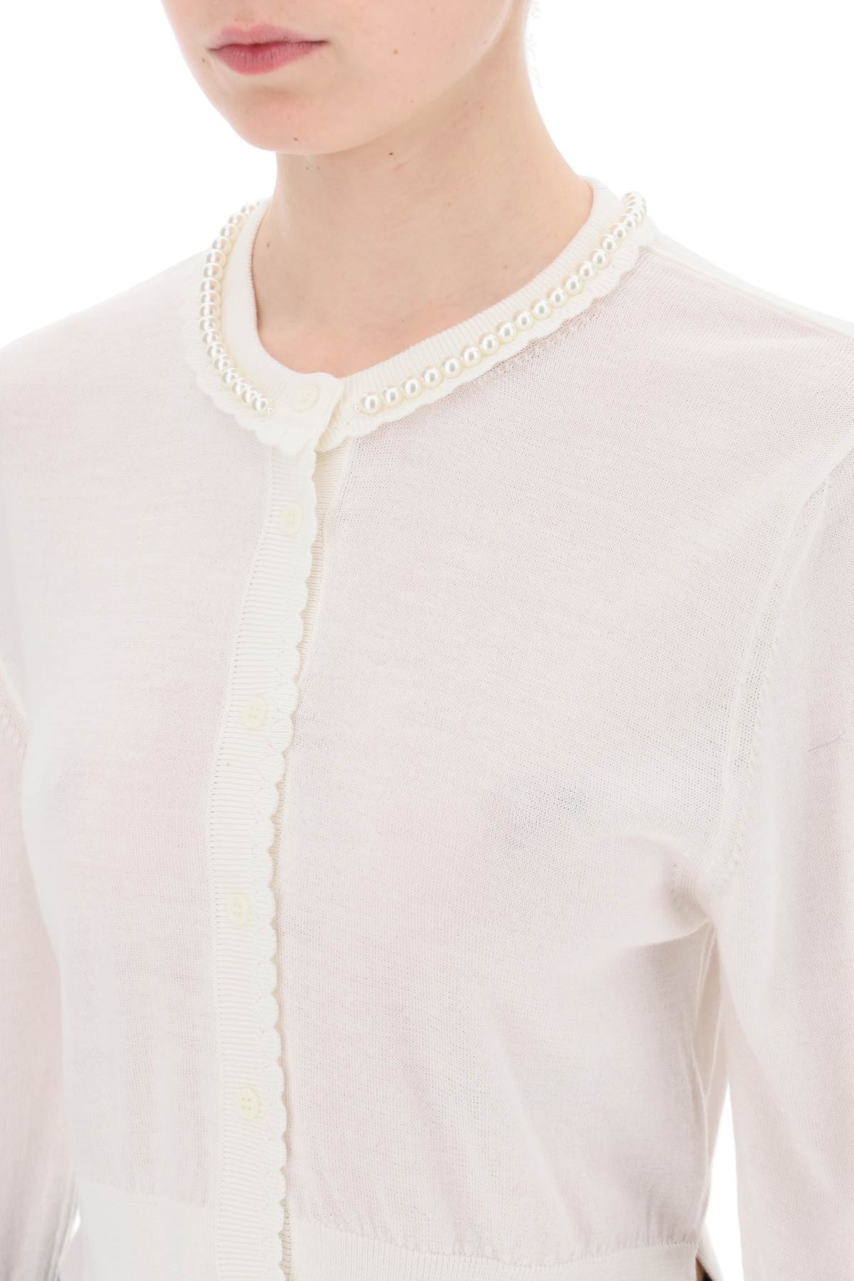 "cropped cardigan with pearl-3