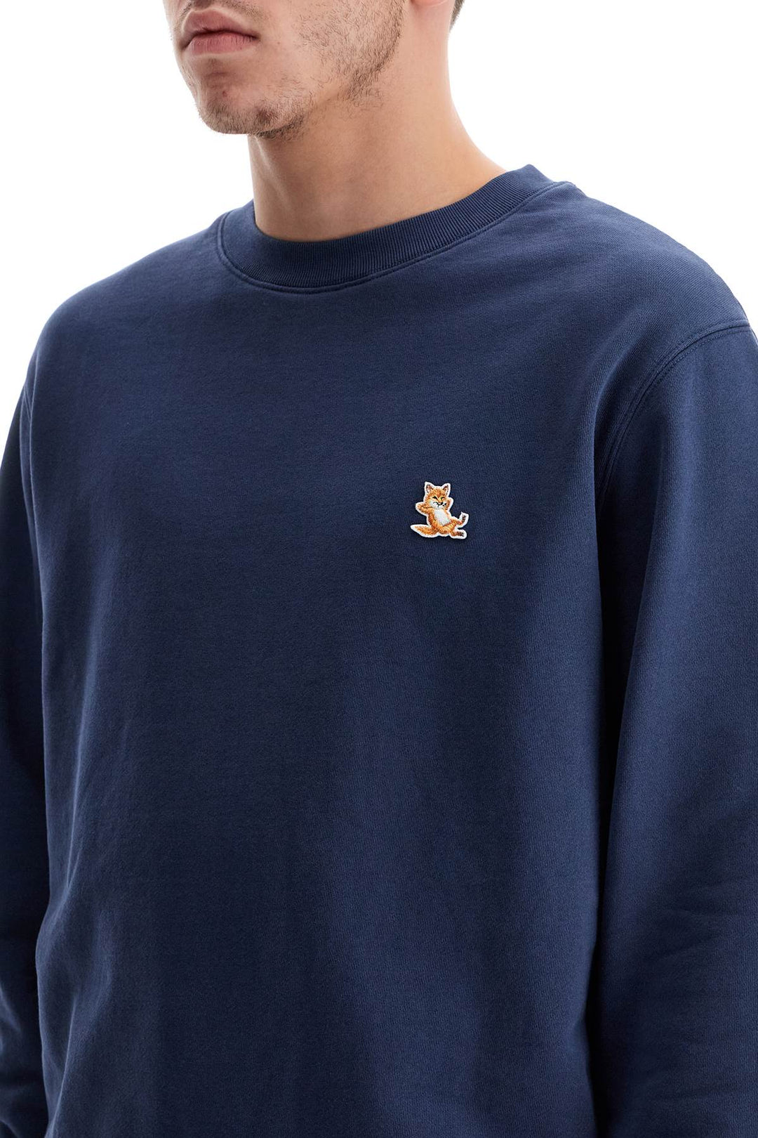 "chillax fox patch sweat-3