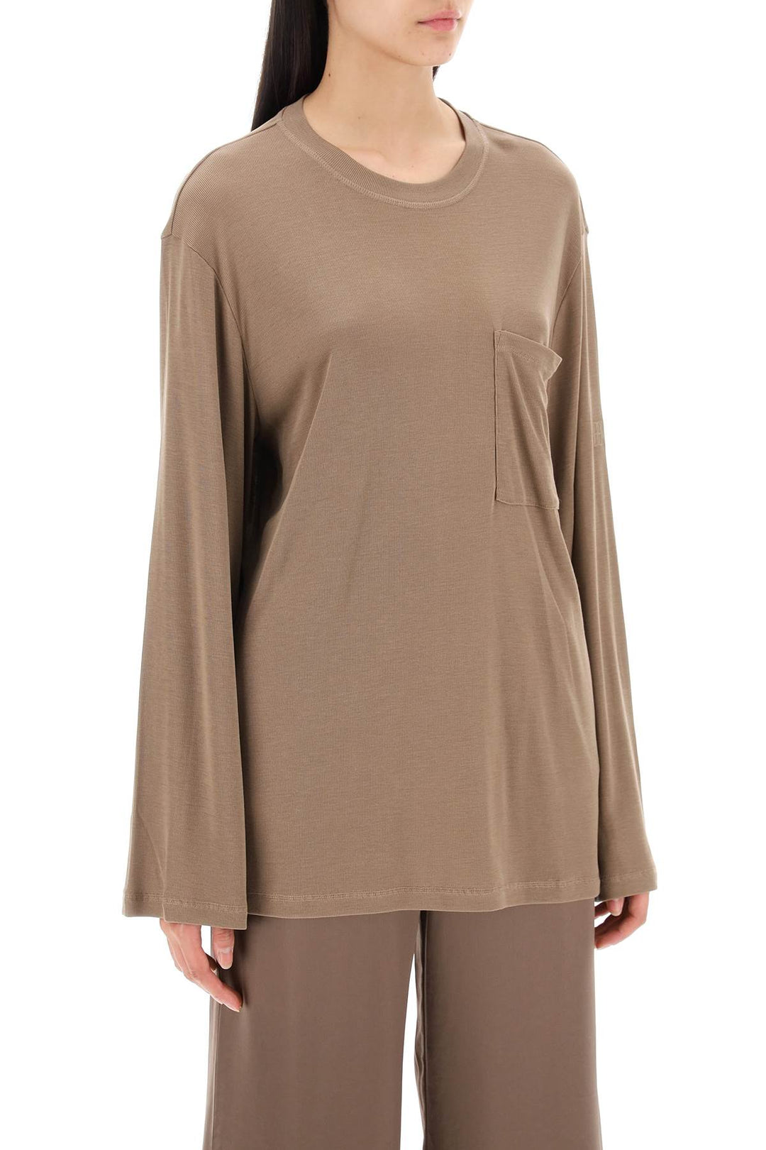 long-sleeved oversized t-1