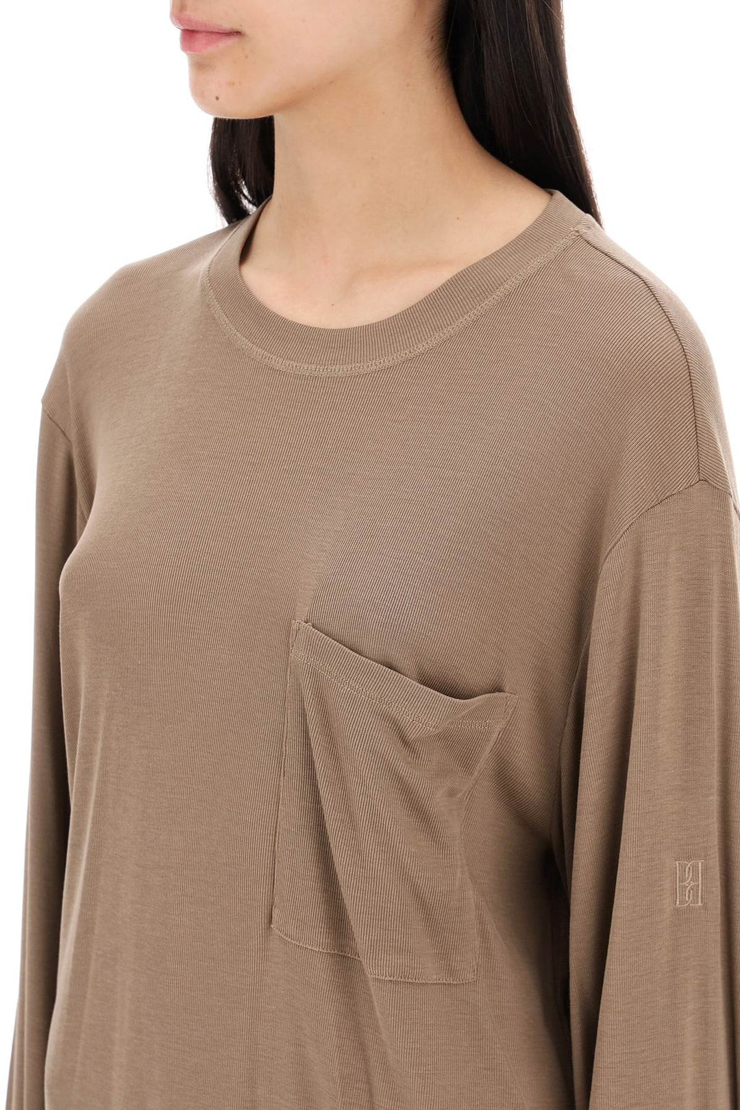 long-sleeved oversized t-3