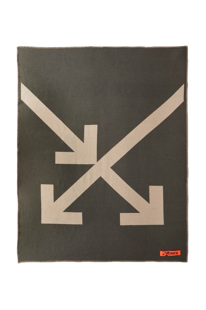 Off-white arrow blanket-2